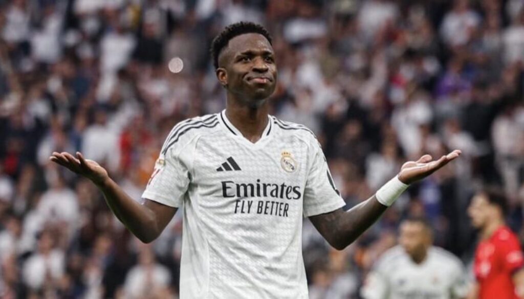 Vinícius saudi transfer news