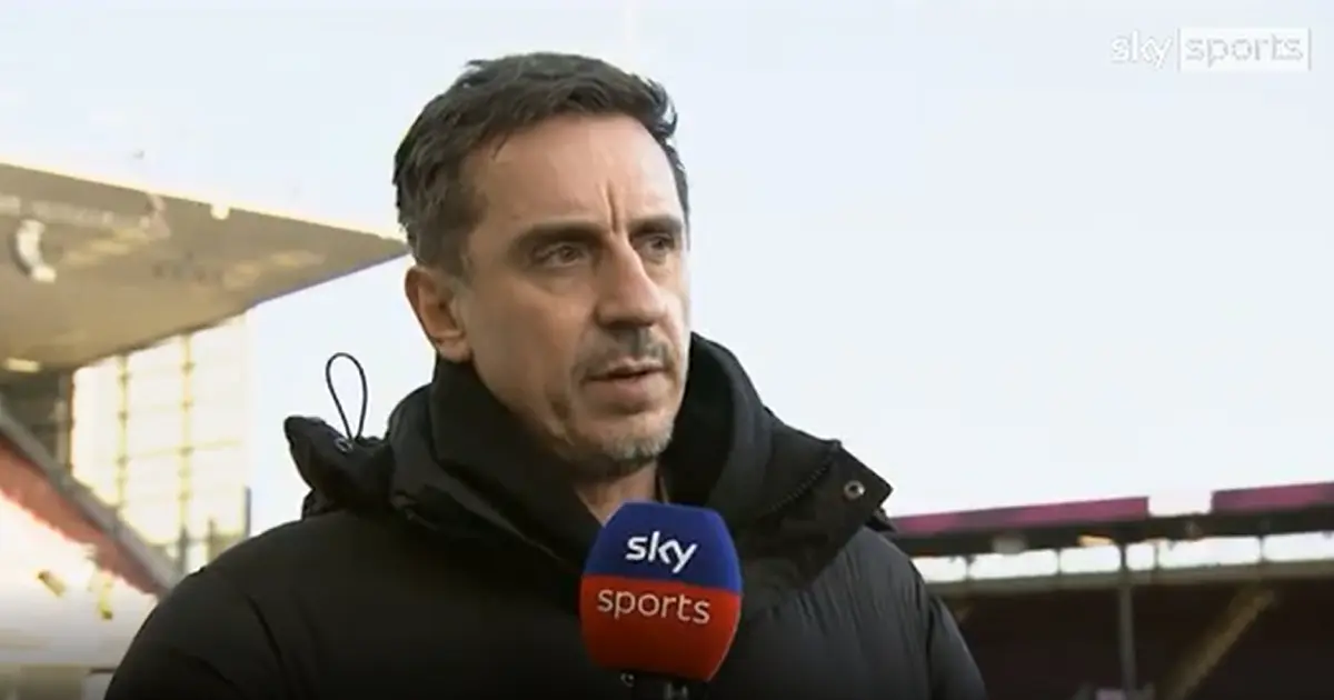 ലിയാം റോസീനിയറെ പുറത്താക്കിയ ചെൽസി മാനേജ്‌മെന്റിനെതിരെ വിമർശനവുമായി ഗാരി നെവിൽ