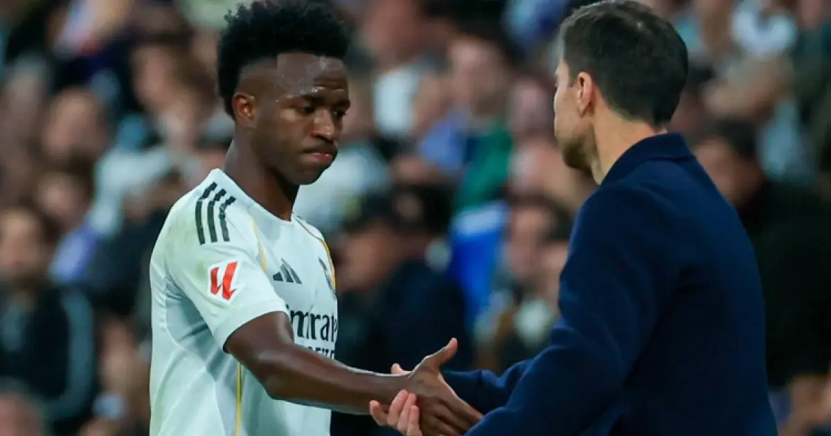 എൽ ക്ലാസിക്കോയ്ക്ക് മുൻപേ വിനീഷ്യസും സാബി അലോൺസോയും തമ്മിൽ തർക്കമുണ്ടായിരുന്നു: റിപ്പോർട്ട്