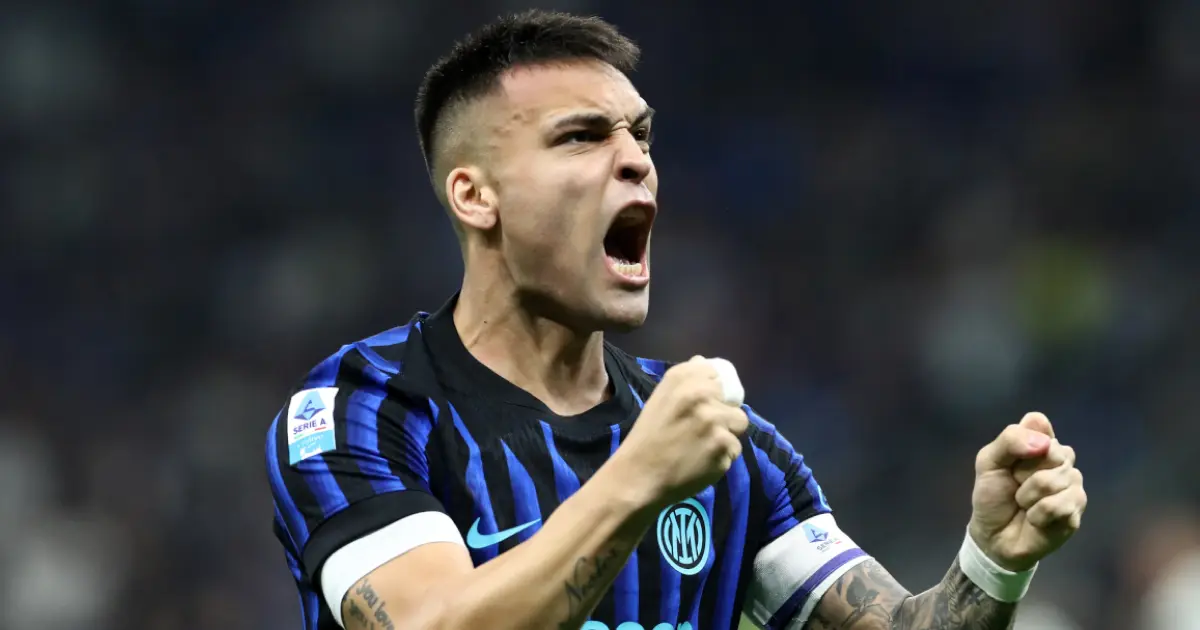 അൽവാരസിന് പകരക്കാരനായി ലൗട്ടാരോ മാർട്ടിനെസിനെ നോട്ടമിട്ട് ബാഴ്സലോണ