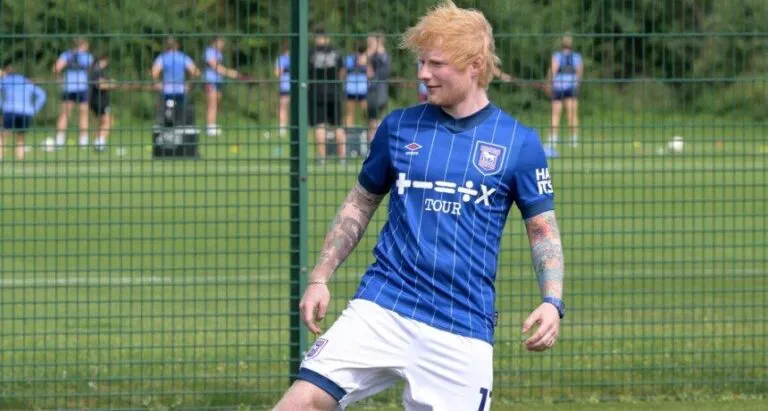 ed sheeran buy share of ipswich town.