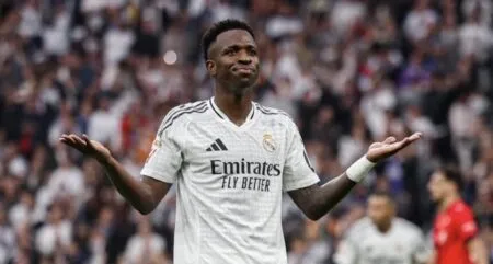 Vinícius saudi transfer news