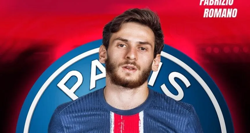 Khvicha Kvaratskhelia joins PSG
