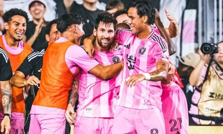 മെസ്സിക്ക് ഇരട്ട ഗോൾ, ഇന്റർ മയാമി ലീഗ്സ് കപ്പ് ഫൈനലിൽ; ഒർലാൻഡോ സിറ്റിയെ തകർത്തത് ഒന്നിനെതിരെ മൂന്ന് ഗോളിന്