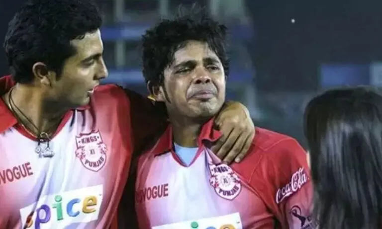 ഹർഭജന്‍റെ അടിയേറ്റ് സ്തബ്ധനായി നിൽക്കുന്ന ശ്രീശാന്ത്, പിന്നാലെ പൊട്ടിക്കരച്ചിൽ; ആരും കാണാത്ത ആ ദൃശ്യങ്ങൾ 18 വർഷത്തിനുശേഷം പുറത്ത്