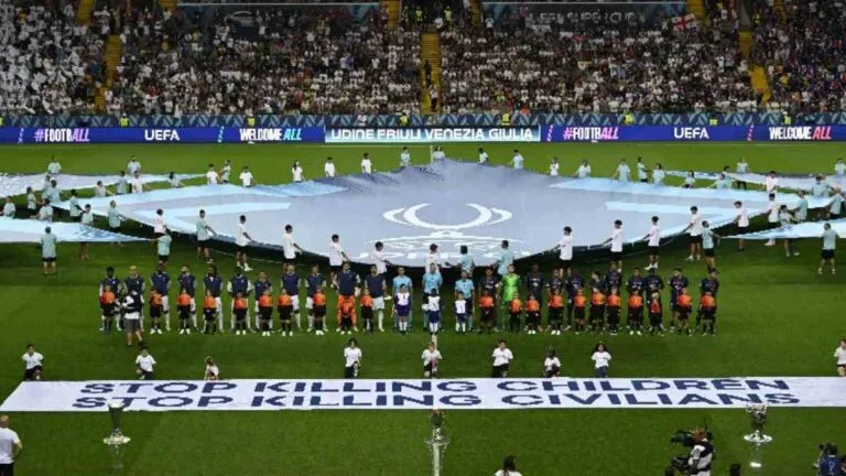 Before the UEFA Super Cup: 'Stop killing children, stop killing civilians'