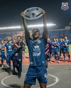 ബ്ലാസ്റ്റേഴ്സിൽ നിരാശ, കംബോഡിയയിൽ താരം; ഇരട്ട ഗോളുമായി പെപ്രയ്ക്ക് കിരീടനേട്ടം ബ്ലാസ്റ്റേഴ്സിൽ നിരാശ, കംബോഡിയയിൽ താരം; ഇരട്ട ഗോളുമായി പെപ്രയ്ക്ക് കിരീടനേട്ടം