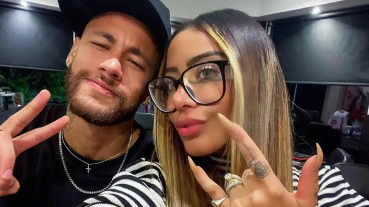 Neymar with sister Rafaella Santos
