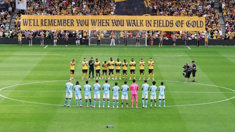 jota banner molineux emotional tribute