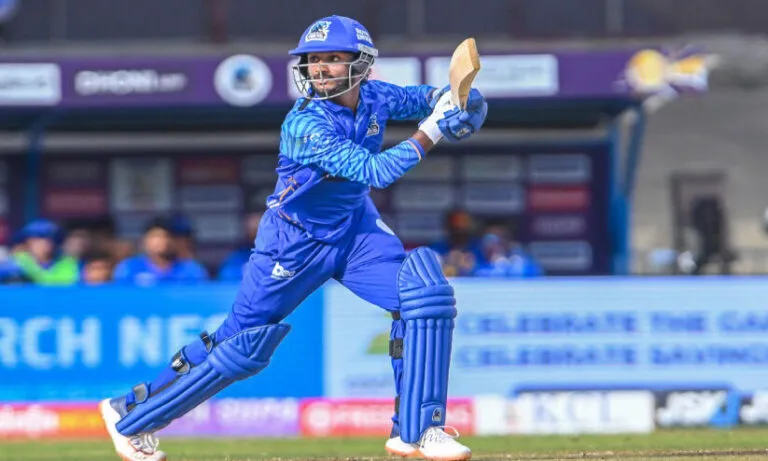 സഞ്ജു ഇല്ലെങ്കിലെന്താ, കൊച്ചി പൊളിയല്ലേ...; കാലിക്കറ്റിനെ മൂന്ന് വിക്കറ്റിന് വീഴ്ത്തി