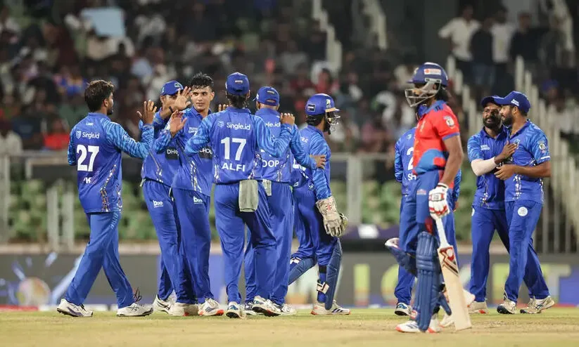 കേരള ക്രിക്കറ്റ് ലീഗ് കിരീടം കൊച്ചി ബ്ലൂ ടൈഗേഴ്സിന്