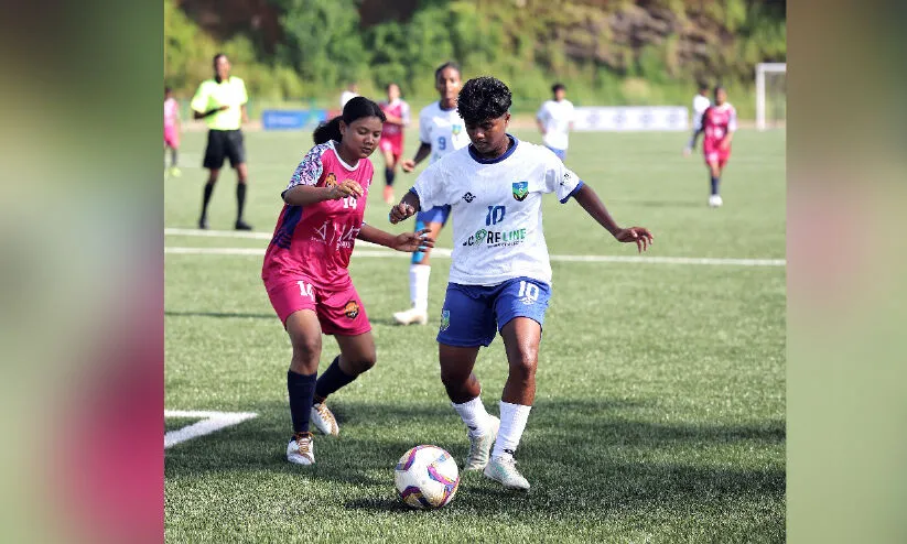 ഗോൾ.. ഗോളോട് ഗോൾ...ഇതിനൊരവസാനമില്ലേ!; 38 ഗോളുകൾ അടിച്ചുകൂട്ടി കേരളം, ഒന്നുപോലും തിരിച്ചടിക്കാനാകാതെ എതിരാളികൾ