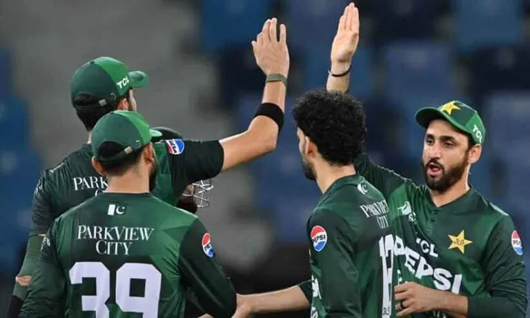 ഏഷ്യാകപ്പ്: ഒമാൻ 67ന് പുറത്ത്; പാകിസ്താന് മിന്നും ജയത്തോടെ തുടക്കം