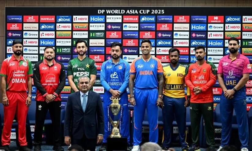 ഇന്ത്യ കപ്പടിച്ചാൽ നഖ്വിയിൽനിന്ന് ട്രോഫി ഏറ്റുവാങ്ങില്ലെന്ന് സൂര്യകുമാർ; ‘കൈകൊടുക്കലി’ലും അവസാനിക്കാതെ ഏഷ്യാകപ്പിലെ വിവാദം