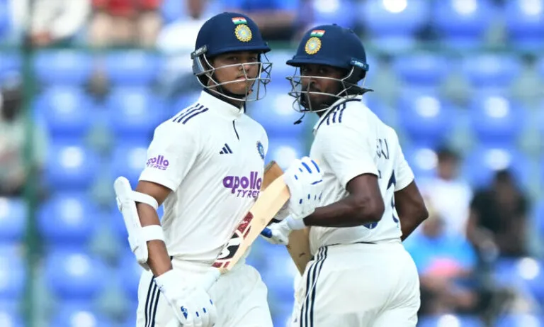 ജയ്സ്വാൾ 173*, സചിന്‍റെ നേട്ടത്തിനൊപ്പം; വിൻഡീസിനെതിരെ പിടിമുറുക്കി ഇന്ത്യ, രണ്ടിന് 318