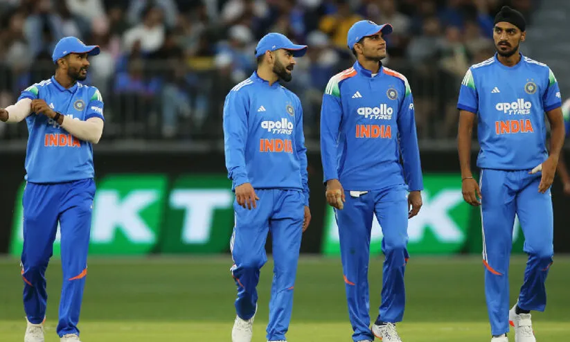 ‘ഗംഭീറിന് അഹങ്കാരം, കോഹ്ലിയുടെ സ്ഥാനത്തെങ്കിലും താരത്തെ കളിപ്പിക്കാമായിരുന്നു...’; ഇന്ത്യയുടെ പ്ലെയിങ് ഇലവൻ തെരഞ്ഞെടുപ്പിനെതിരെ രൂക്ഷവിമർശനം