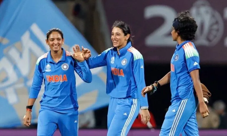 ബംഗ്ലാദേശിനെതിരെ തോറ്റാലും പുറത്താകില്ല; ലോകകപ്പ് സെമി സ്പോട്ട് ഉറപ്പാക്കി ഇന്ത്യൻ വനിതകൾ