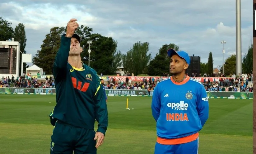 ഒന്നാം ടി20: ഇന്ത്യയെ ബാറ്റിങ്ങിനയച്ച് ആസ്ട്രേലിയ; വിക്കറ്റിനു പിന്നിൽ സഞ്ജു തന്നെ