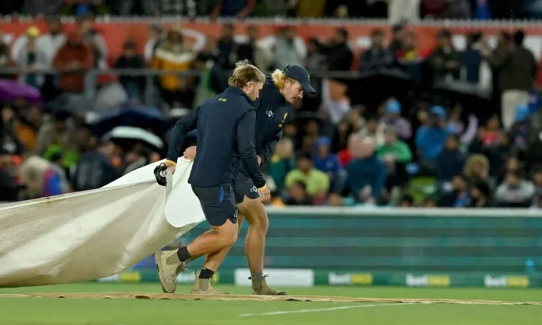 കളി മഴ കൊണ്ടുപോയി! ഇന്ത്യ-ആസ്ട്രേലിയ ആദ്യ ട്വന്‍റി20 മത്സരം ഉപേക്ഷിച്ചു