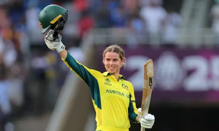 ലിച്ച്‌ഫീൽഡിന് സെഞ്ച്വറി; ഇന്ത്യക്കെതിരെ ആസ്ട്രേലിയക്ക് ഗംഭീര തുടക്കം