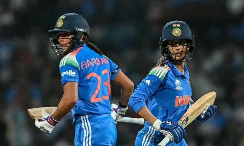 ജെമീമക്ക് സെഞ്ച്വറി, കൗറിന് അർധ സെഞ്ച്വറി; ഇന്ത്യ പൊരുതുന്നു