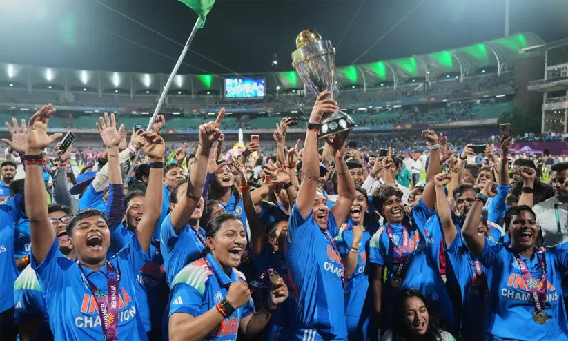 ലോകകപ്പ് നേടിയ വനിത ക്രിക്കറ്റ് ടീമിന് സിയറ നൽകുമെന്ന് ടാറ്റ