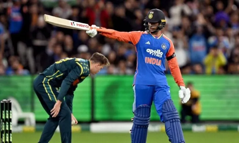 ഗാബയിൽ മഴക്കളി, അഞ്ചാം ടി20 ഉപേക്ഷിച്ചു; പരമ്പര ഇന്ത്യക്ക്, അഭിഷേക് ശർമ പരമ്പരയിലെ താരം