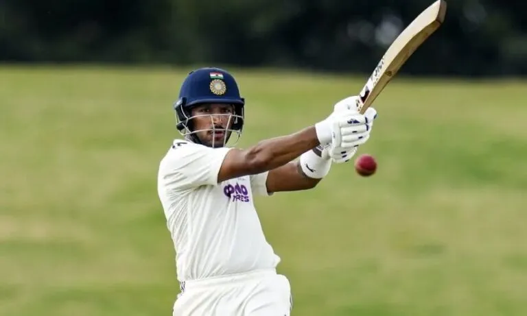 ധ്രുവ് ജുറെലിന് രണ്ടാം ഇന്നിങ്സിലും ശതകം; ഇന്ത്യ ‘എ’ക്ക് മികച്ച സ്കോർ