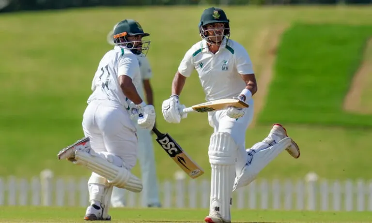 ഗംഭീര ചേസ്! റൺമല താണ്ടി ദക്ഷിണാഫ്രിക്ക, നിസ്സഹായരായി സിറാജ്, കുൽദീപ്, ആകാശ്; ഇന്ത്യക്ക് അഞ്ചു വിക്കറ്റ് തോൽവി