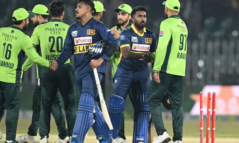 പാകിസ്താൻ ക്രിക്കറ്റിന് നാണക്കേട്; പാക് പര്യടനം പാതിയിൽ റദ്ദാക്കാൻ ശ്രീലങ്കൻ താരങ്ങൾ, ഏകദിന പരമ്പര പ്രതിസന്ധിയിൽ