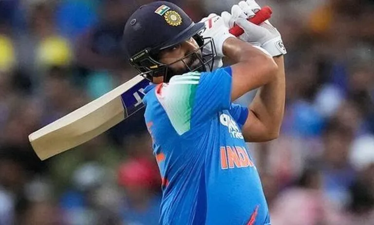 രോഹിത് ശർമ പടിയിറങ്ങി, ഒന്നാം സ്ഥാനത്തിന് ഇനി പുതിയ അവകാശി; ചരിത്രംകുറിച്ച് കീവീസ് ബാറ്റർ