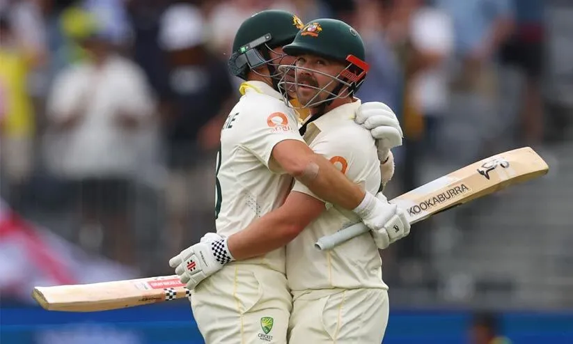 രണ്ടാം ദിനം ഇംഗ്ലണ്ട് ചാരം; ആഷസിൽ ഓസീസിന് ത്രസിപ്പിക്കുന്ന ജയം; ട്രാവിസ് ഹെഡിന് സെഞ്ച്വറി