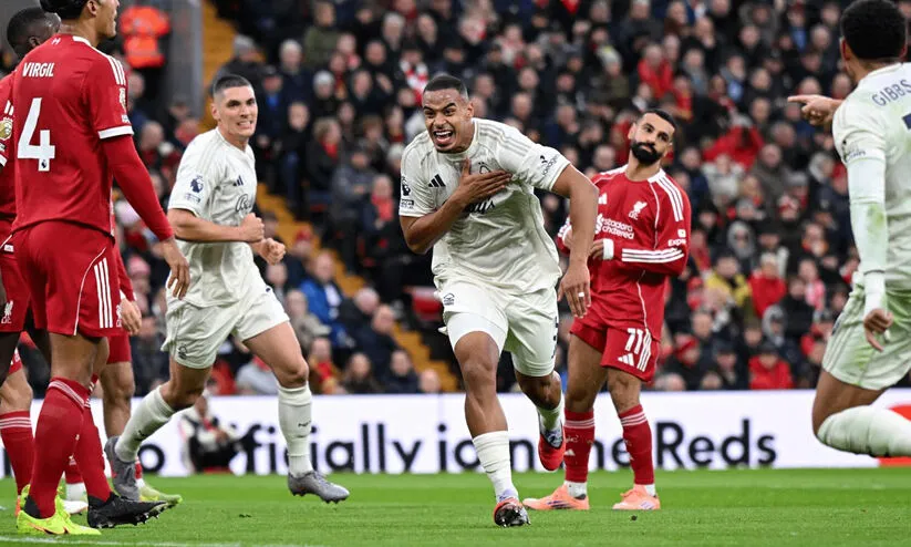 ആൻഫീൽഡിൽ ലിവർപൂൾ തരിപ്പണം! നോട്ടിങ്ഹാമിന്‍റെ ജയം മൂന്നു ഗോളിന്; ചെൽസിക്കും ക്രിസ്റ്റൽ പാലസിനും ജയം