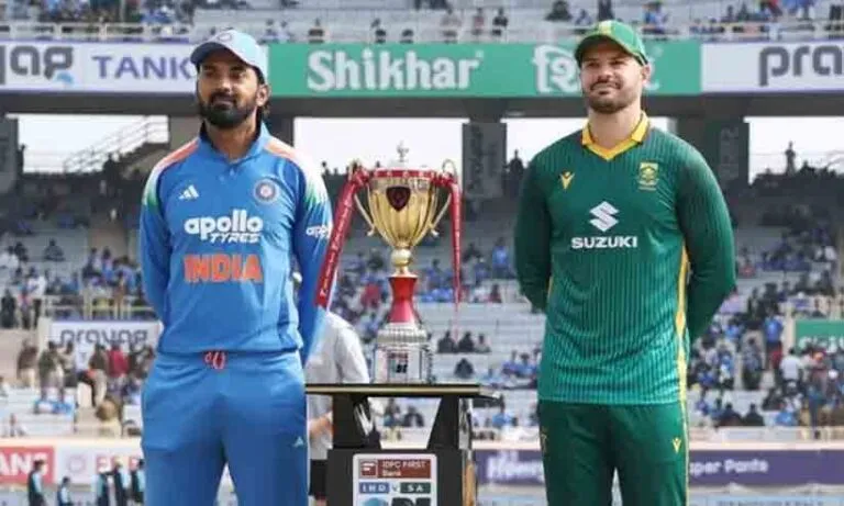 ആദ്യ ഏകദിനത്തിൽ ഇന്ത്യക്ക് ബാറ്റിങ്