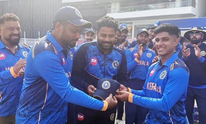 വെടിക്കെട്ടുമായി സഞ്ജു, മികവു കാട്ടി ആസിഫും വിഗ്നേഷും; തകർപ്പൻ ജയത്തോടെ കേരളം വീണ്ടും വിജയവഴിയിൽ