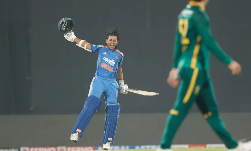 ജയ്സ്വാളിന് കന്നി ഏകദിന സെഞ്ച്വറി; രോഹിത്തിനും കോഹ്ലിക്കും അർധ സെഞ്ച്വറി; ഇന്ത്യക്ക് പരമ്പര (2-1)