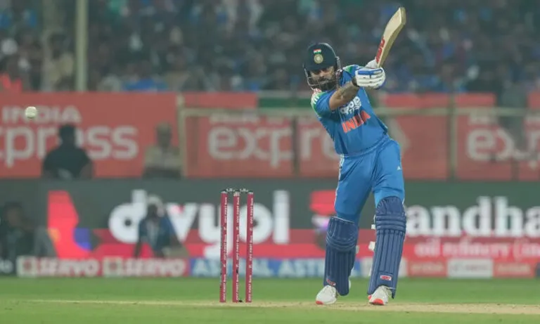 ഇത് കോഹ്ലി 2.0! കരിയറിലെ മികച്ച പ്രകടനവുമായി സൂപ്പർ ബാറ്റർ; ധോണിയുടെയും ഡിവില്ലിയേഴ്സിന്റെയും ലോക റെക്കോഡുകൾ മറികടന്നു