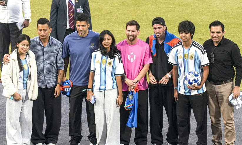 ഇന്ത്യൻ പര്യടനം പൂർത്തിയാക്കി മെസ്സിയും സംഘവും മടങ്ങി