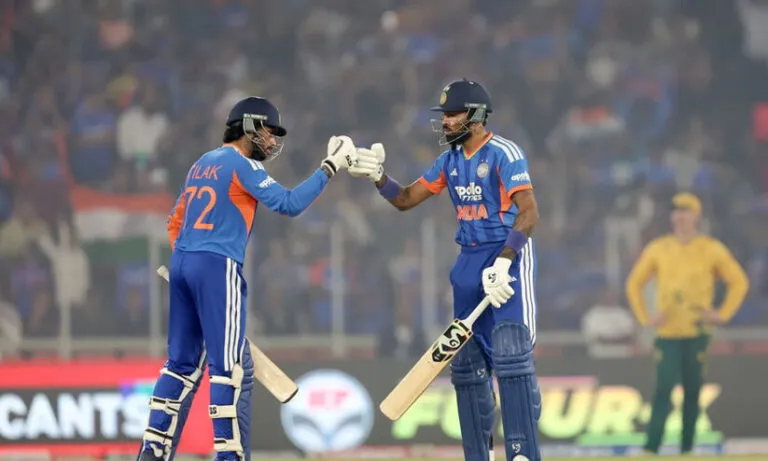 കത്തിക്കയറി ഹാർദിക്കും തിലകും; ദക്ഷിണാഫ്രിക്കക്കെതിരെ ഇന്ത്യക്ക് വമ്പൻ സ്കോർ