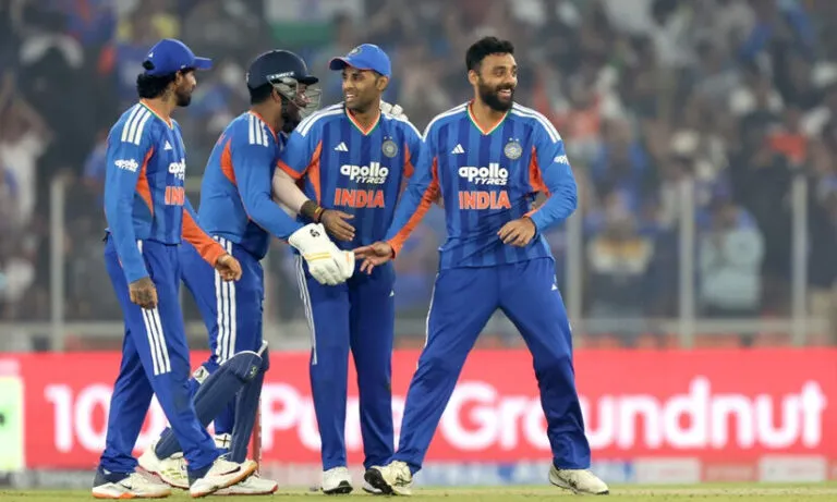അഞ്ചാം ട്വന്‍റി20യിൽ ഇന്ത്യക്ക് 30 റൺസ് ജയം, പരമ്പര (3-1); വരുണിന് നാലു വിക്കറ്റ്