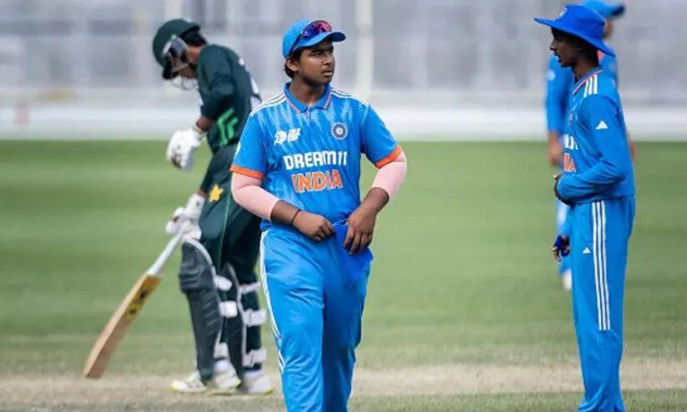 ‘വടിയെടുത്ത്’ ബി.സി.സി.ഐ! അണ്ടർ 19 ഏഷ്യ കപ്പ് ഫൈനലിൽ പാകിസ്താനോടേറ്റ തോൽവിയിൽ അസാധാരണ നടപടി