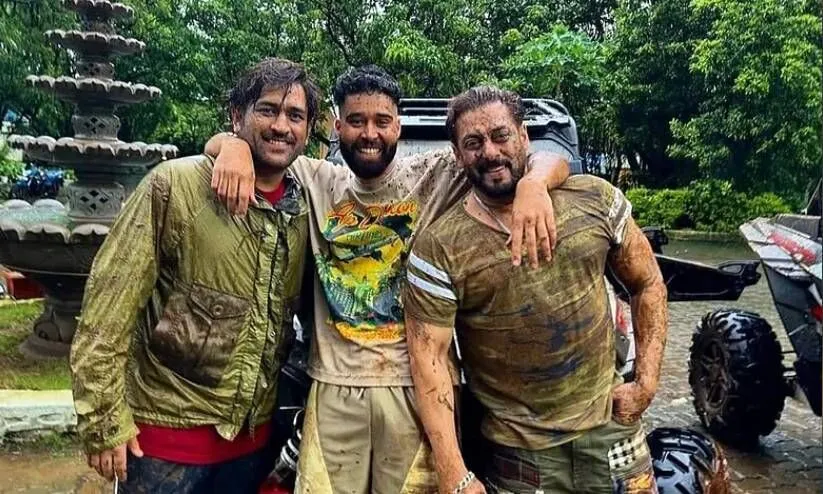 സൽമാൻ ഖാന്‍റെ ഫാം ഹൗസിൽ ധോണിയും ധില്ലനും; വൈറൽ ചിത്രം ആഘോഷമാക്കി ആരാധകർ