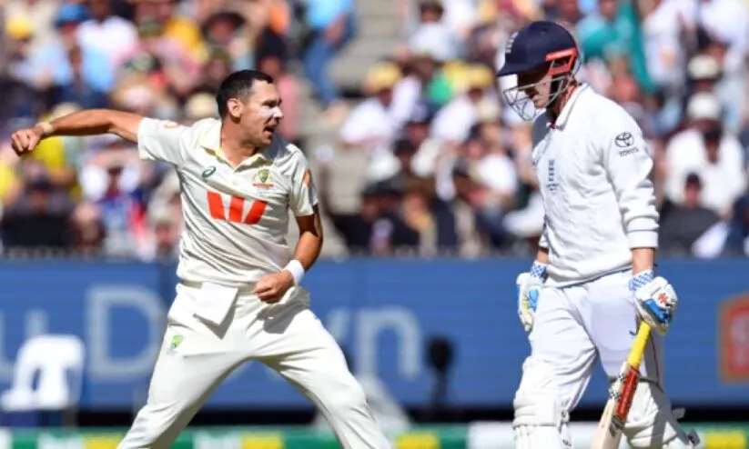 മെൽബണിലും തർന്നടിഞ്ഞ് ഇംഗ്ലിഷ് പട; ബോക്സിങ് ഡേയിൽ 110ന് പുറത്ത്, ഓസീസിന് ഒന്നാം ഇന്നിങ്സ് ലീഡ്