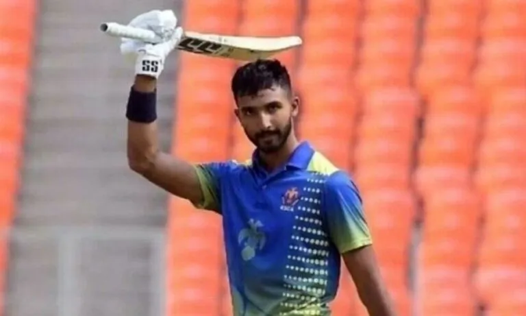 ദേവ്ദത്തിനും കരുണിനും സെഞ്ച്വറി, ഇരട്ട സെഞ്ച്വറി കൂട്ടുകെട്ട്; കേരളത്തിനെതിരെ കര്ണാടകക്ക് എട്ട് വിക്കറ്റ് ജയം