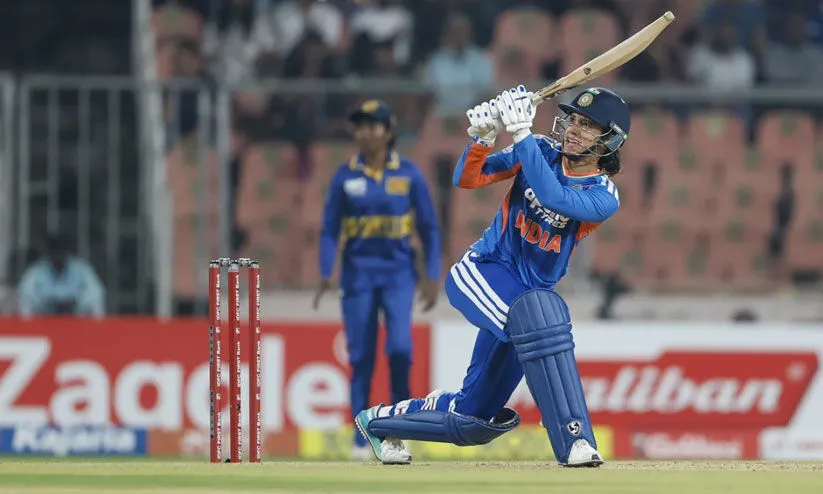 10,000 ക്ലബിൽ സ്മൃതി മന്ദാന; രണ്ടാമത്തെ ഇന്ത്യൻ വനിത താരം