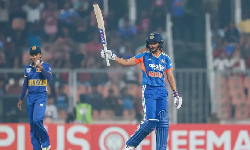 ഹർമൻപ്രീതിന്‍റെ ഒറ്റയാൾ പോരാട്ടം; ഇന്ത്യക്കെതിരെ ലങ്കക്ക് 176 റൺസ് വിജയലക്ഷ്യം