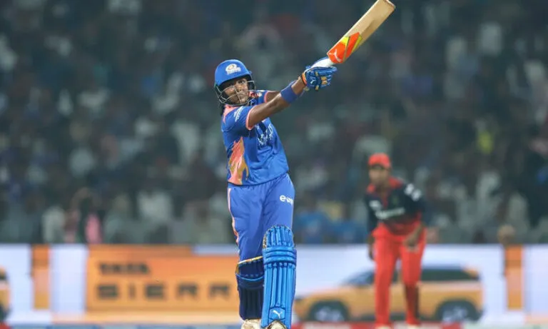 സജന സജീവൻ 25 പന്തിൽ 45; മുംബൈക്കെതിരെ ബംഗളൂരുവിന് 155 റൺസ് ലക്ഷ്യം