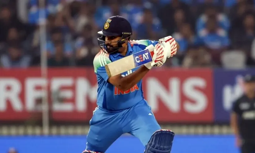 ‘യൂനിവേഴ്സൽ ബോസി’നെയും പിന്നിലാക്കി ‘ഹിറ്റ്മാൻ’; സിക്സറുകളുടെ എണ്ണത്തിൽ റെക്കോഡ് തിരുത്തി രോഹിത്