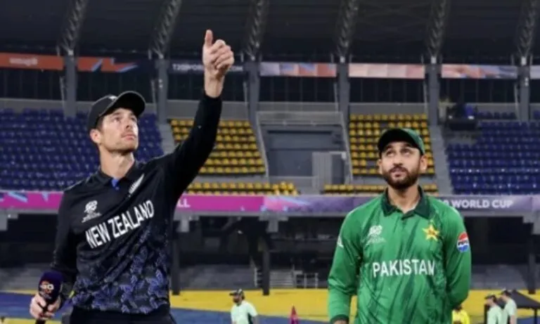 സൂപ്പർ എട്ടിലെ ആദ്യ മത്സരം മഴയെടുത്തു; പോയിന്‍റ് പങ്കുവെച്ച് പാകിസ്താനും ന്യൂസിലൻഡും