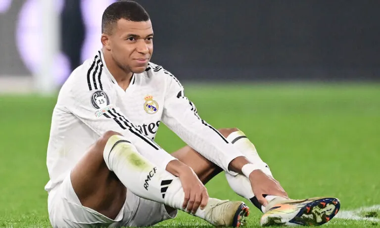 എംബാപ്പെക്ക് ലോകകപ്പ് നഷ്ടമാവുമോ? ചങ്കിടിപ്പോടെ ഫ്രാൻസ്...